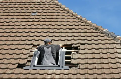 Pose de velux - Saint-Léger-le-Petit